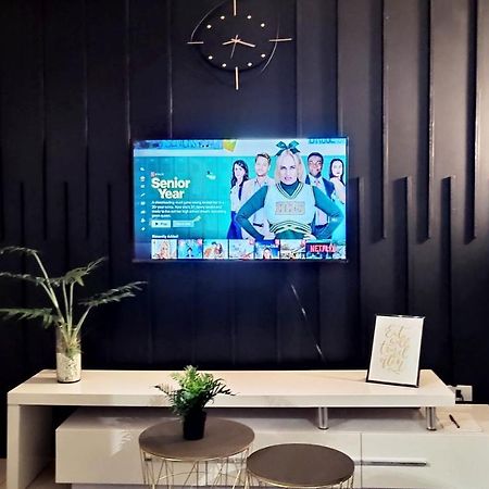 Resort Living Condominium Unit In Metro 마닐라 외부 사진