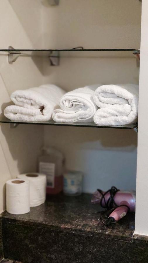 Resort Living Condominium Unit In Metro 마닐라 외부 사진